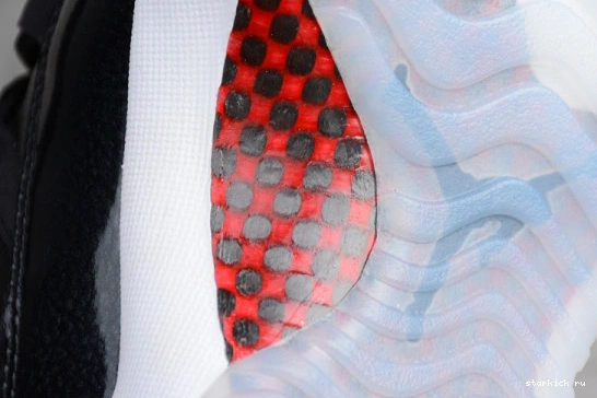 378037-002 72-10 378037-002 Retro Jordan  11 0426